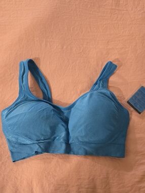 Underoutfit Comfort Shaping Bra In Blue